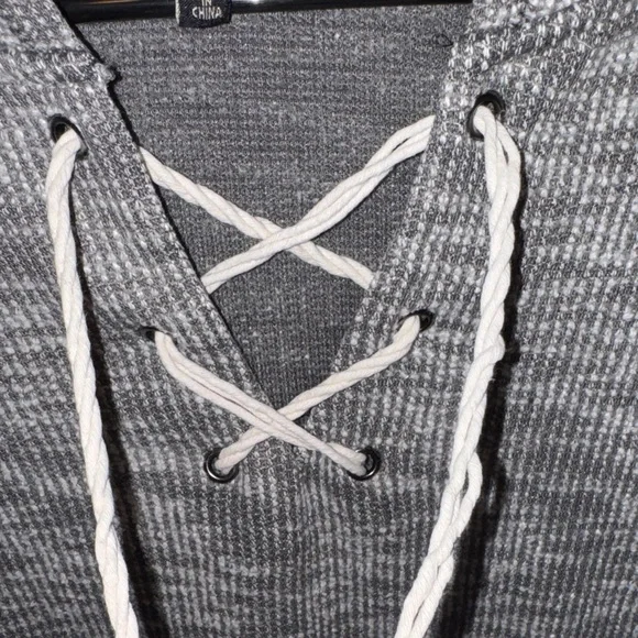 Inspired Hearta- Women’s Grey and White Striped Hoodie Size Large - Picture 8 of 14